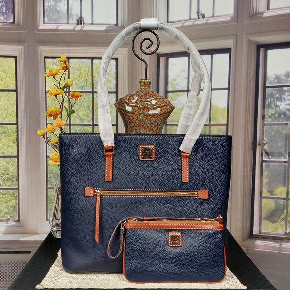 Dooney & Bourke Handbags - NWT DOONEY & BOURKE LARGE PEBBLE GRAIN SHOPPER & LARGE SLIM WRISTLET (BL…